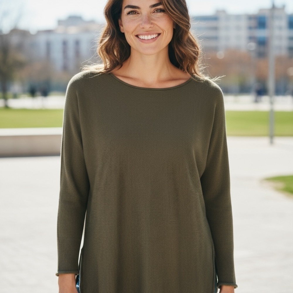 Michael Kors Olive Knit Tunic Top Size M w/ zipper accents
